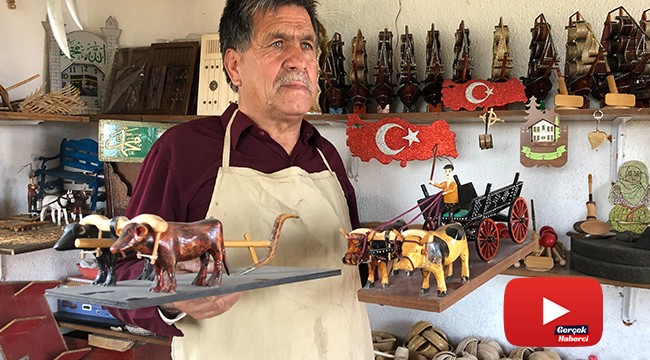 Memleket sevgisini ahşaba işliyor