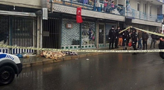 Sokak ortasında bir anda yere yığılan adam öldü!