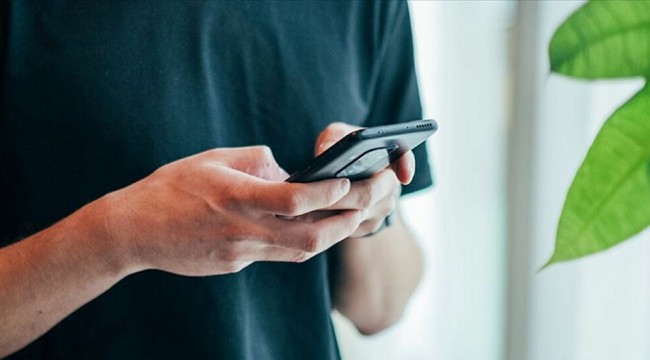 Bayramlaşma trafiği nedeniyle telefon hatlarında erişim sorunu yaşanıyor