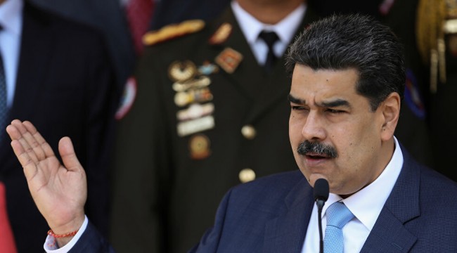 Benzin zammı açıklayan Maduro: Bu bir savaştır