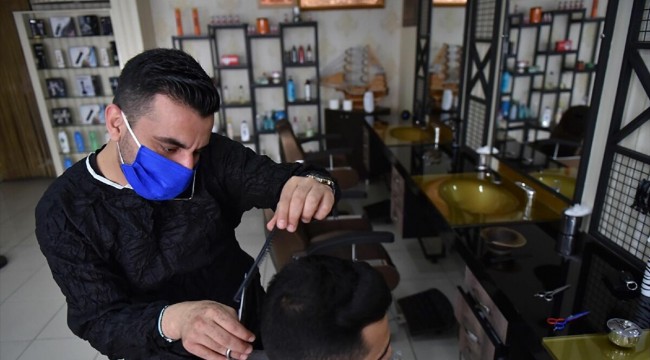 Berber ve kuaförleri denetleyen sağlık çalışanı Kovid-19'a yakalandı