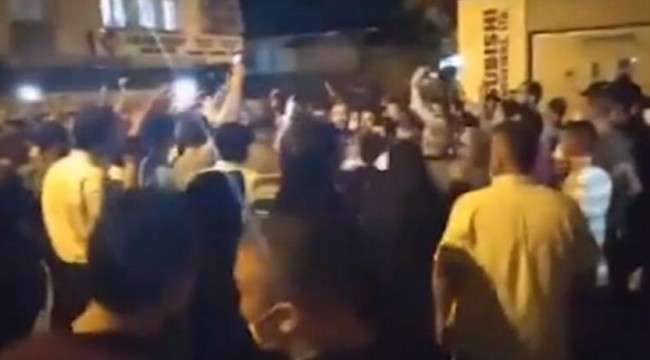 Furkan Vakfı üyeleri yasağa rağmen teravih namazı kılmak istedi: 40 kişi gözaltına alındı