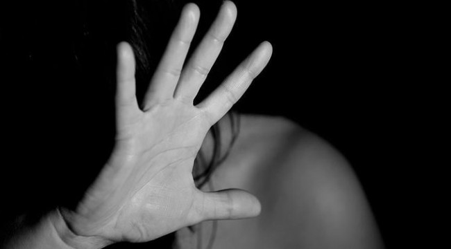 İçişleri Bakanlığı: Kovid-19 döneminde aile içi ve kadına yönelik şiddet olayları azaldı
