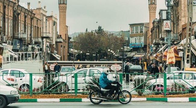 İran’da korona virüsten ölenlerin sayısı 7 bin 417’ye yükseldi