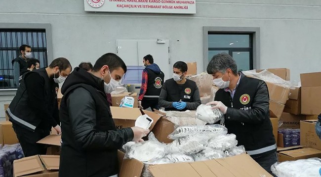 İstanbul'da 3.5 milyon lira değerinde tıbbi maske ele geçirildi