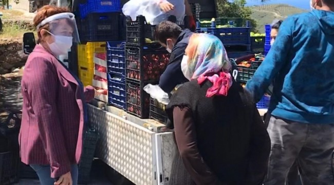 Karaburun Belediyesi’nin ‘Halk Manav’ı yollarda