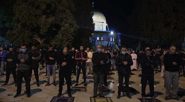 Mescidi Aksa yeniden ibadete açıldı