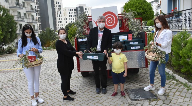 Narlıdere’de ‘Benim Bahçem’ için tohumlar ekildi
