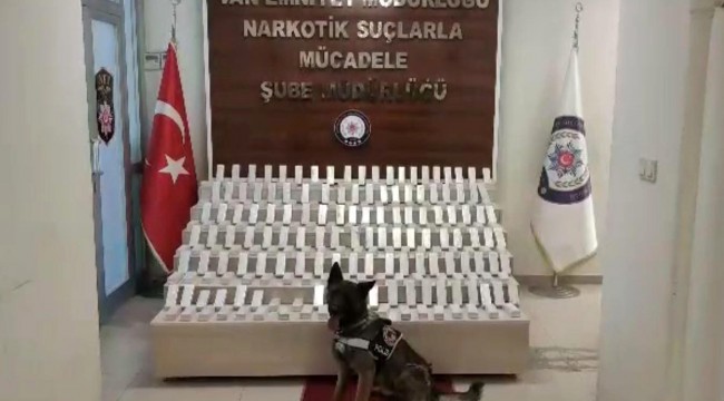 Pazarcı arabasında 66 kilo eroin ele geçirildi