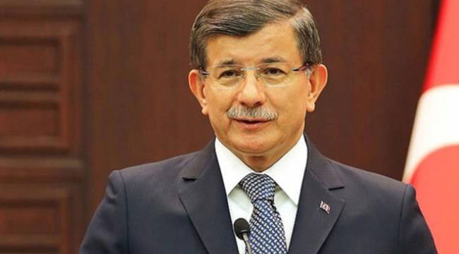 Ahmet Davutoğlu: Nerden baksan tutarsızlık!