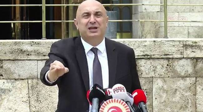 CHP'li Özkoç sert konuştu: Kaleminizi satmayın