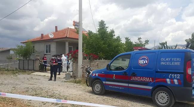 Denizli'de eşini ve iki çocuğunu öldürüp intihar etti