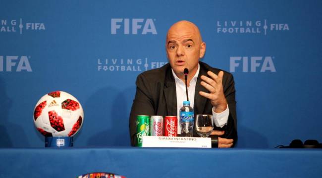 FIFA Başkanı Infantino: Sadece transfer sistemini değil tüm futbol ekosistemini sınırlayan finansal düzenlemeleri savunuyorum