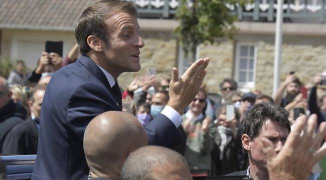 Fransa'da Macron'un partisi yerel seçimlerde ağır yenilgi aldı