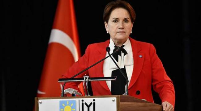 İYİ Parti lideri Akşener: Gençliğini yaşayamamış adamlar sürekli gençlere bir ayar verme havasında