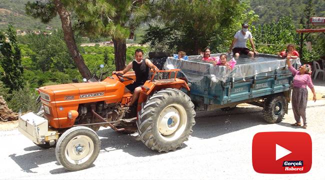 Korona traktör kasasını vatandaşa seyyar havuz yaptırdı
