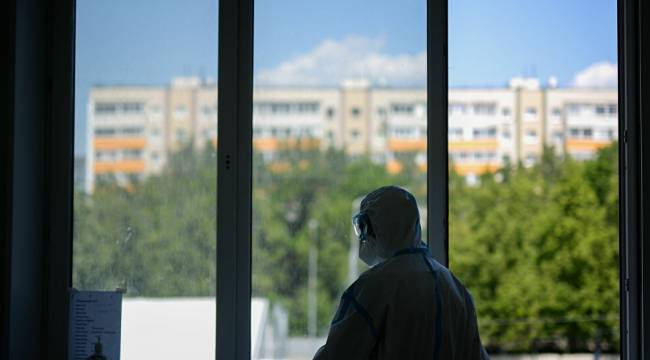 Rusya’da vaka sayısı 8835 arttı, iyileşenlerin sayısı 280 bini geçti