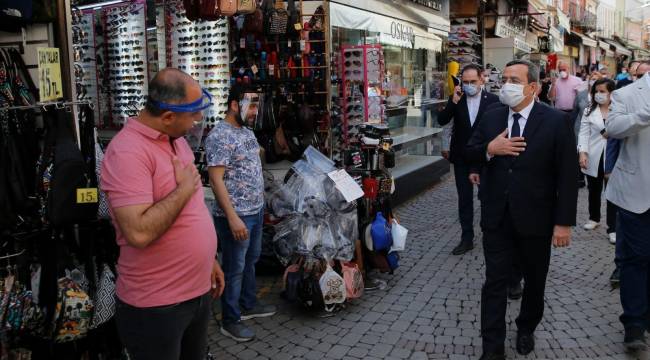 Salgınla mücadelede Konak’a tam not