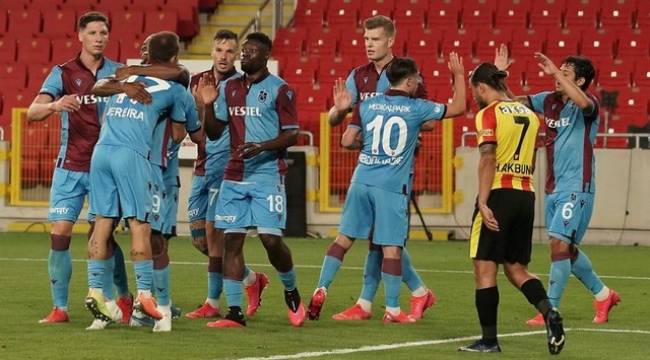 Trabzonspor galibiyetle döndü, zirveyi bırakmadı