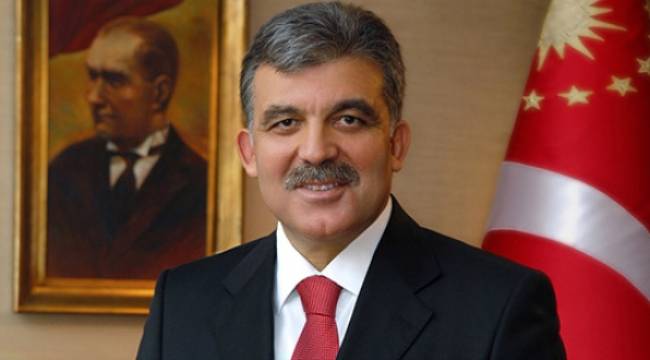 11. Cumhurbaşkanı Gül, kendi adını taşıyan üniversitenin mezuniyet töreninde konuştu: Karakter her şeyin başı