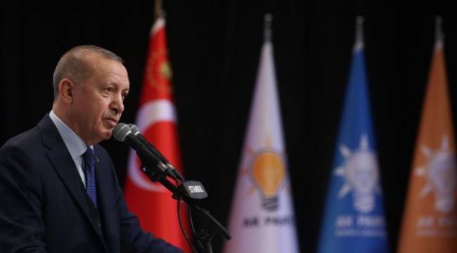 AK Parti MYK'da sunulan boşanma raporu, İstanbul Sözleşmesi üzerinden tartışıldı
