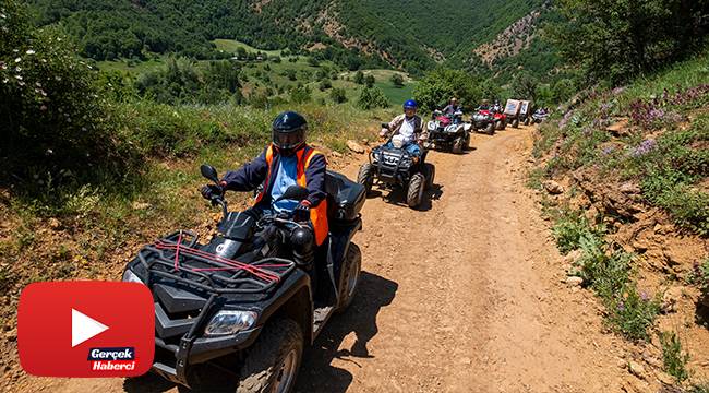 Dedelerin ATV keyfi, renkli görüntüler oluşturdu