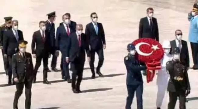 Erdoğan ve YAŞ üyelerinden Anıtkabir'e ziyaret