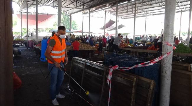 Esnafın Covid testi pozitif çıktı, semt pazarının bir bölümü kapatıldı