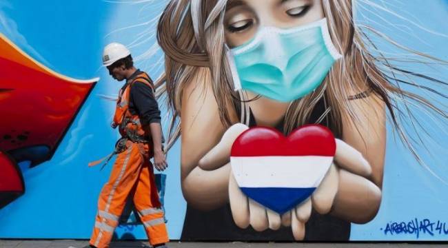 Hollanda, Türklerin de aralarında bulunduğu AB dışındaki sevgililere kapıyı açıyor