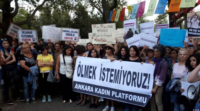 Kadına şiddet artıyor: Her gün 38 kadın panik butonuna basıyor