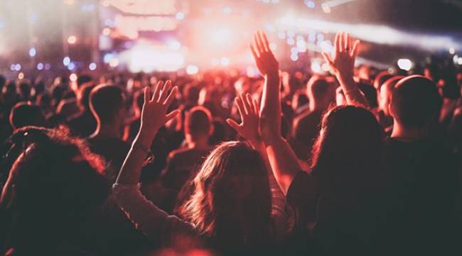Kayyum, 20 gün önce kurulan 50 bin TL sermayeli şirkete konser için 7 milyon TL ödedi