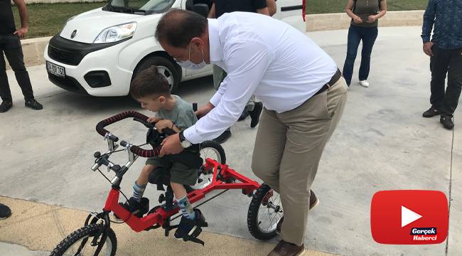 Küçük Efe özel bisikletine kavuştu