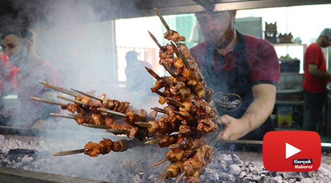 Kurban etiyle ilk gün Adana kebap yapmayın