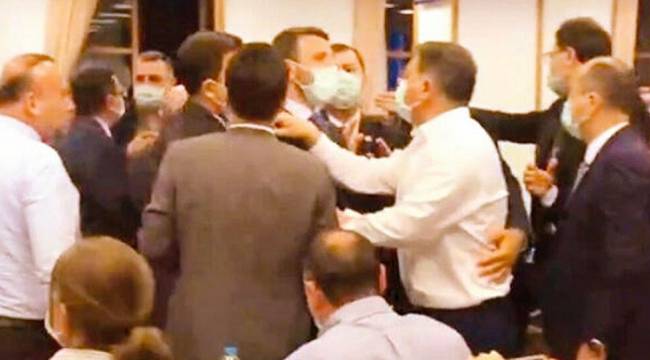 Meclis'te Führer tartışması