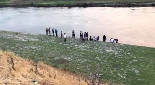 Serinlemek için girdiği baraj göletinde boğuldu