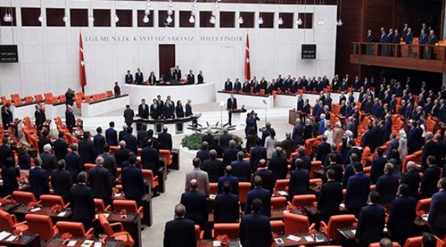 TBMM, sosyal medya düzenlemesi sonrası tatile giriyor