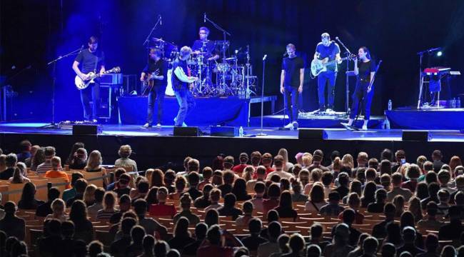 Almanya'da Koronavirüs'ün nasıl yayıldığını görmek için gerçek konser deneyi yapıldı