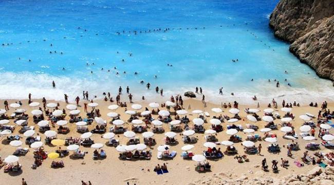Antalya'da turist sayısı 1 milyonu geçti