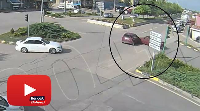 Aynı kavşakta iki benzer kaza