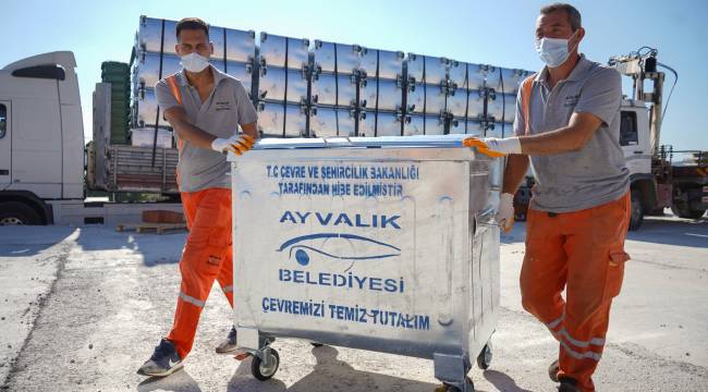 AYVALIK’A 650 YENİ ÇÖP KONTEYNERİ