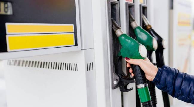 Benzine 21 kuruş zam geldi!