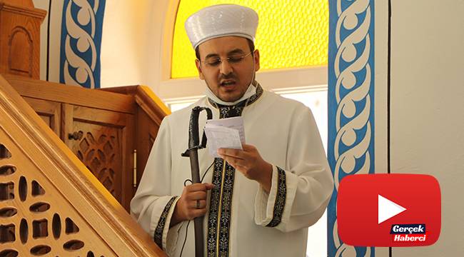 Bu camide hutbe 9,5 asırdır 'kılıç'la okunuyor