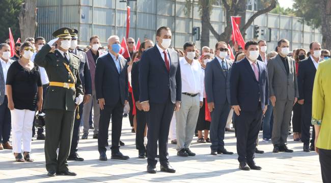Buca 30 Ağustos Zafer Bayramını Atatürk Maskı’nda kutladı
