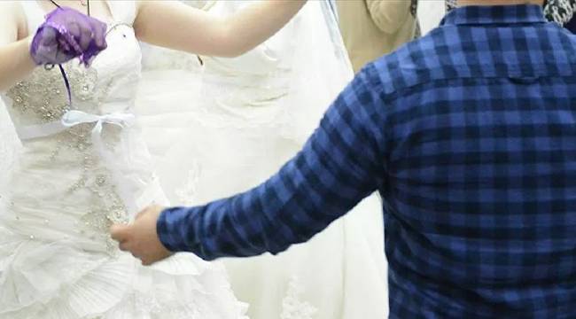 Bursa'da 'Oynamayan korona olsun' anonsu yapan piyanist ile düğün sahibine para cezası