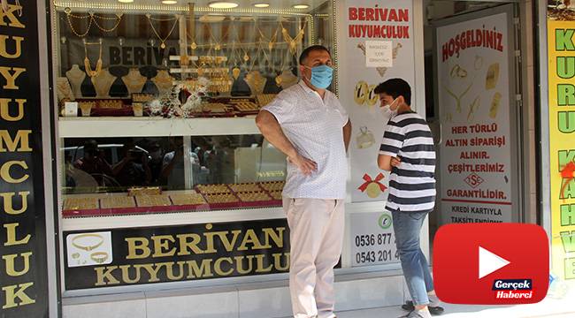 Çekiçle kuyumcu soygunu girişimi