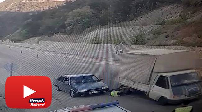 Dikkatsiz sürücü jandarmayı eziyordu