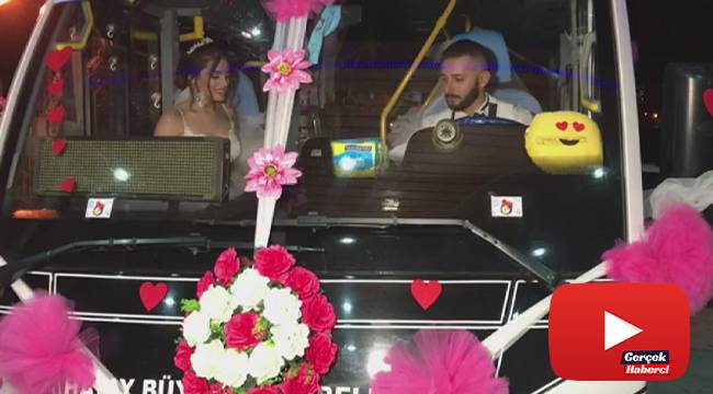 Ekmek teknesi minibüsü gelin arabası yaptı