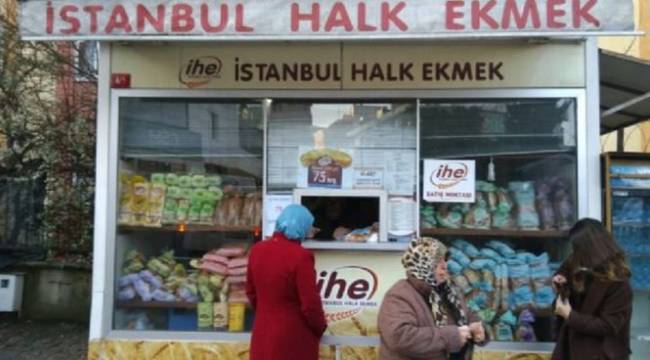 Eyüp’te belediye Halk Ekmek büfesini kaldırmaya çalıştı: İBB yetkilisi engel oldu