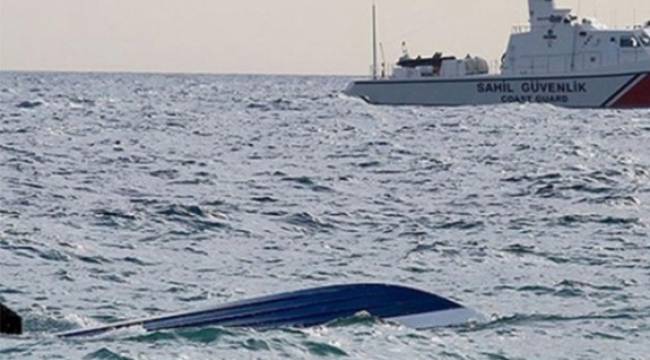 Foça'da 10 kişinin bulunduğu tekne battı: 4 ölü