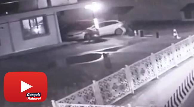 Husumetli olduğu komşusunu silahla vurdu